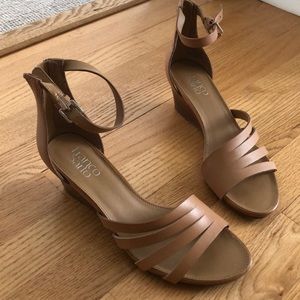 NEW WITHOUT BOX - Camel Sandals / Franco Sarto